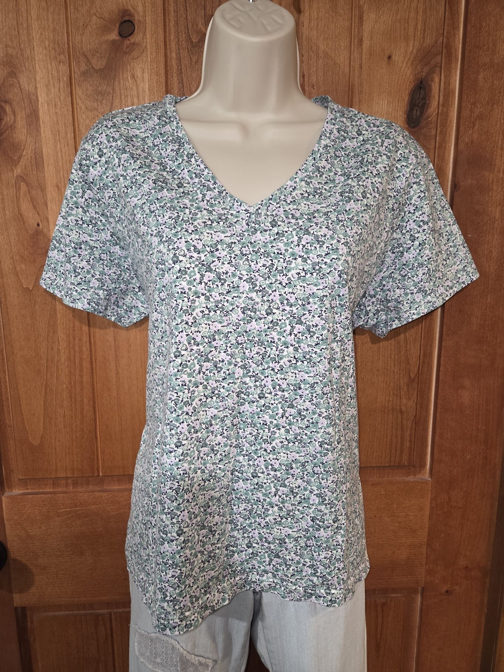 Lands' End Floral V-Neck Short Sleeve‎ Top - Green/Lavender